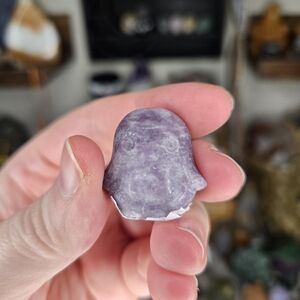 ONE Mini Penguin Winter Crystal Carving